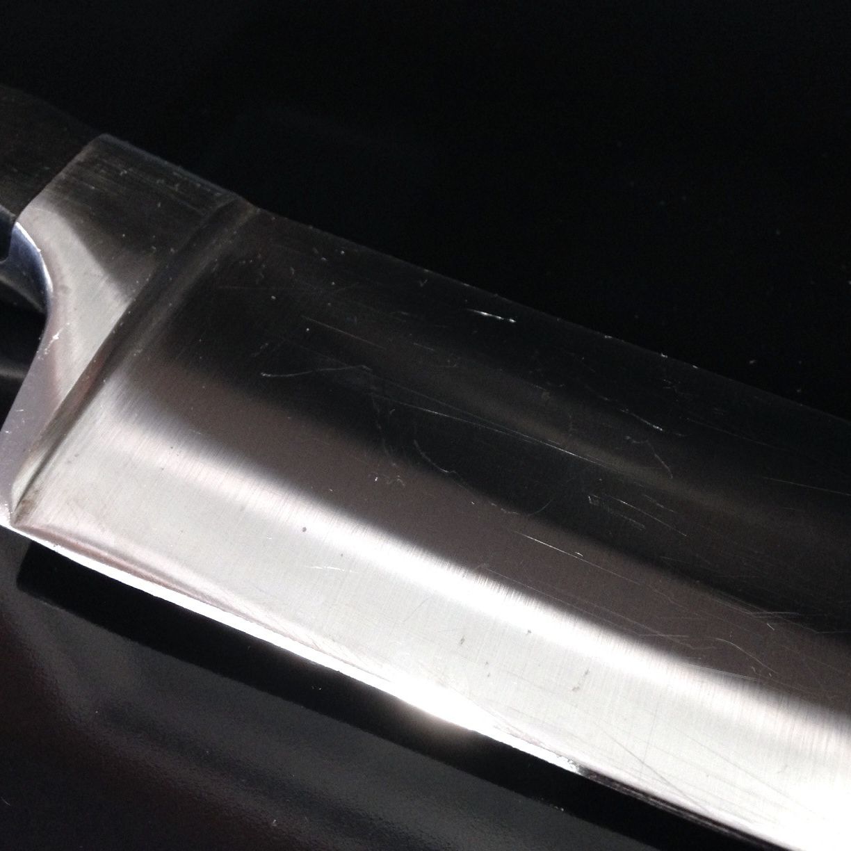 Knives Vs Stamped Knives Which One Should You Choose?