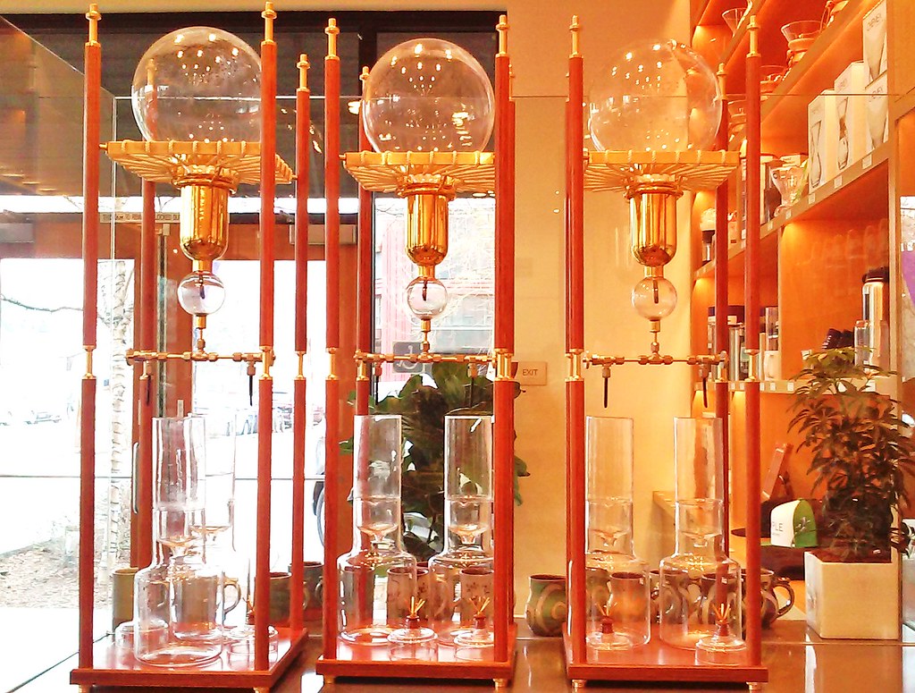 Best Cold Brew Coffee Makers Of 2020 {Top 5 Picked & Reviews}