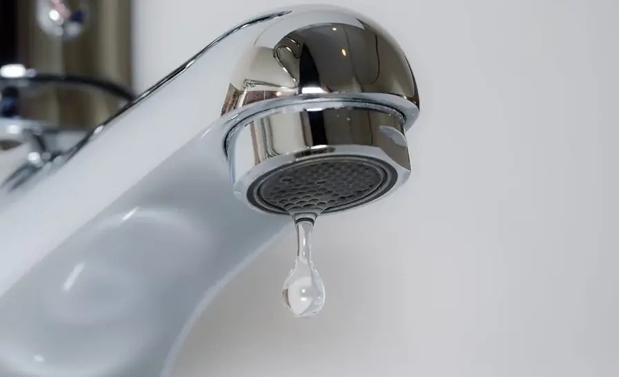 How Much Does a Leaky Faucet Cost? - KitchenProfy