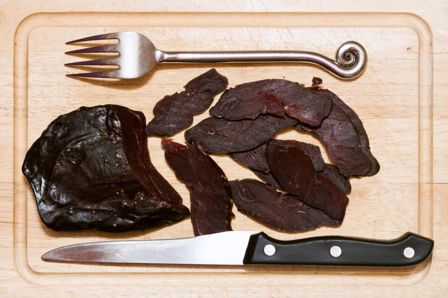How Long Does Deer Jerky Last? Kitchen Seer