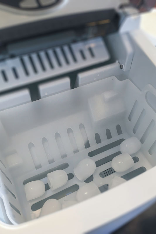 Do Portable Ice Makers Have Freon? Kitchen Seer