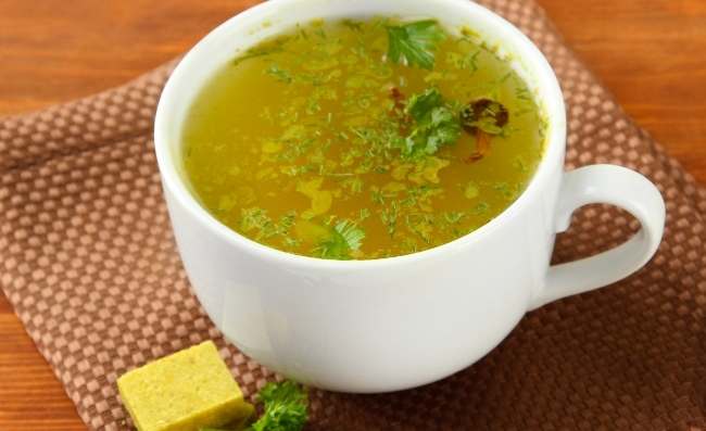 What is a Suitable Chicken Broth Substitute? KitchenVile