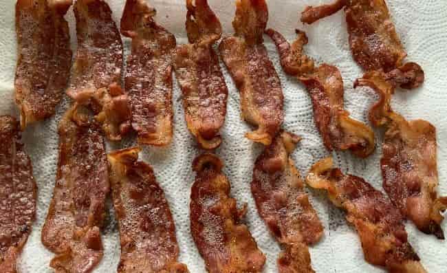 Does cooked bacon need to be refrigerated? KitchenVile