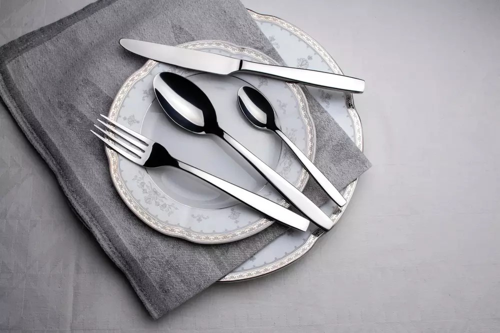 How To Place Your Cutlery After Eating Beyond Manners