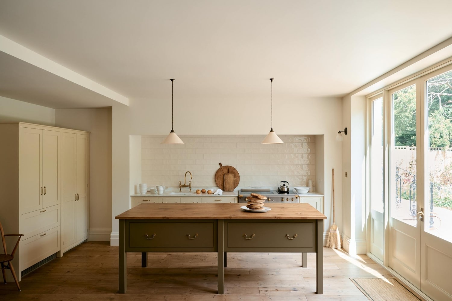 Earthy Kitchen Design Ideas & Inspiration