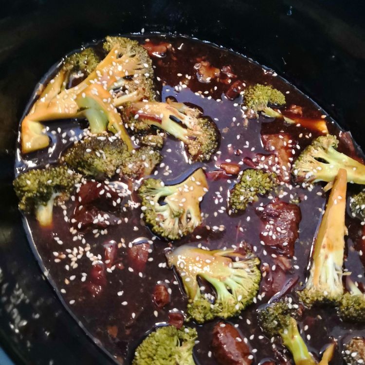 Crock Pot Beef and Broccoli