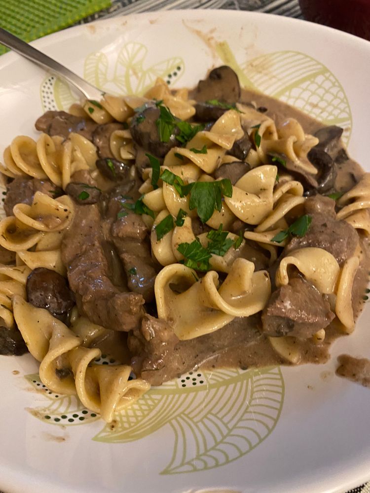 SLOW COOKER BEEF STROGANOFF Kitch Me Now