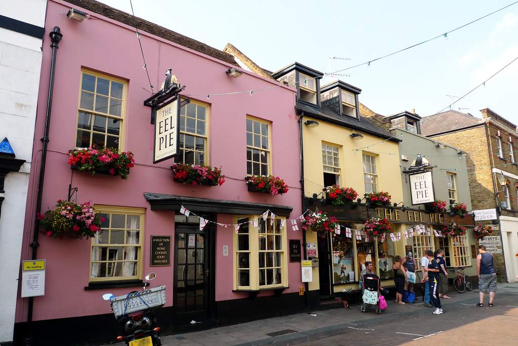 A Guide to Moving House in Twickenham Kiwi Movers