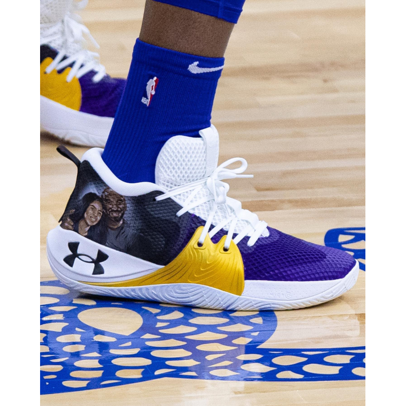 Which basketball players wear Under Armour Embiid 1