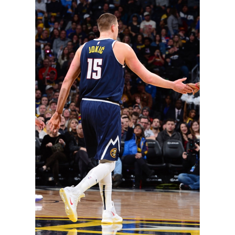 Which basketball players wear Nike Hyperdunk X