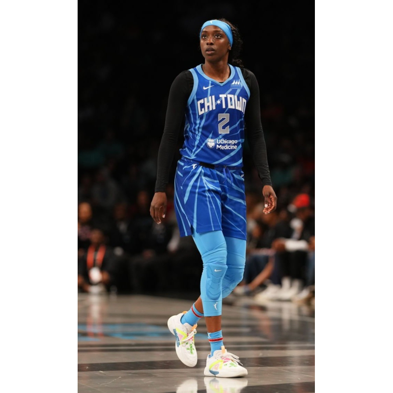 Which basketball players wear adidas Exhibit Select Mid