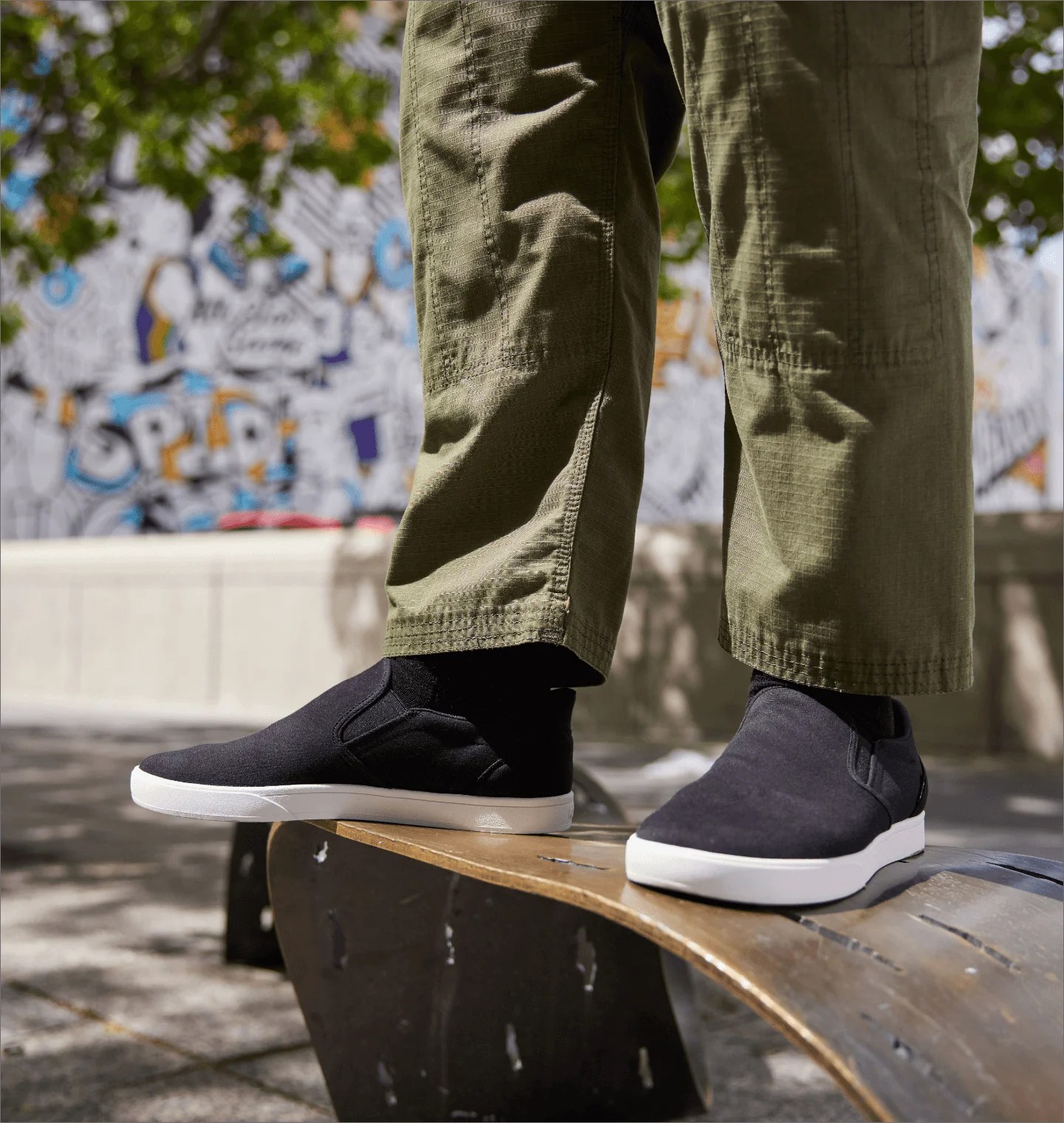 Should your socks match your pants or shoes? Kizik