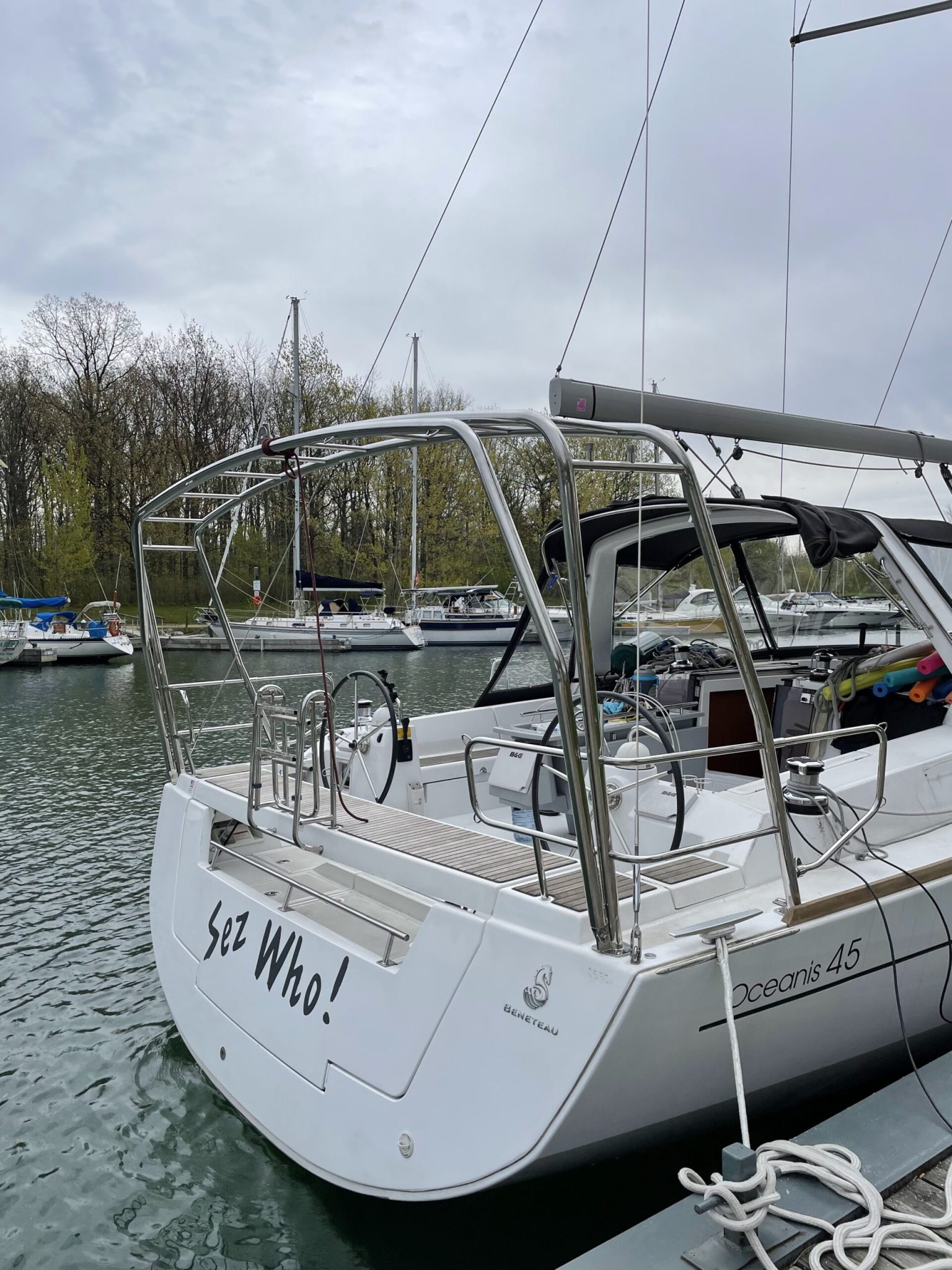 Beneteau Davit Solar Arch by Klacko Marine Inc.