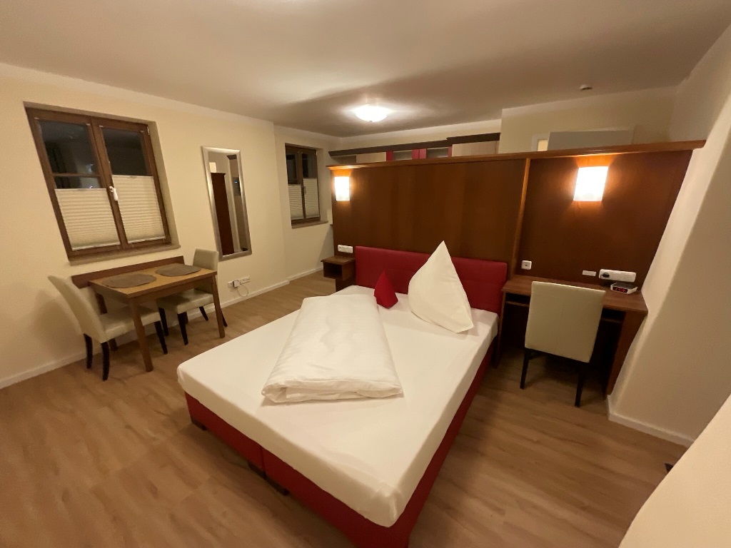 Apartment Hotel Weiden Old Town ***S