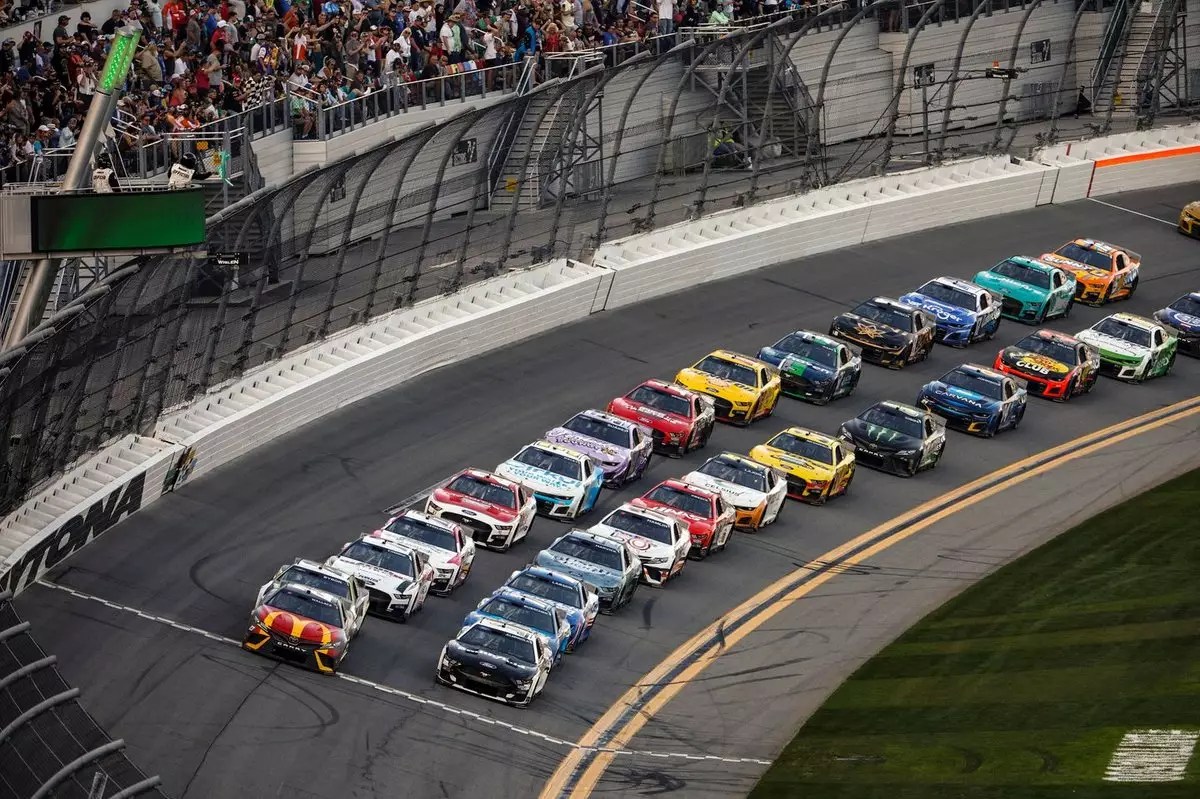 The Daytona 500: The Ultimate NASCAR Showdown
