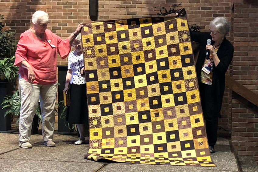 Service Projects Kalamazoo Log Cabin Quilters