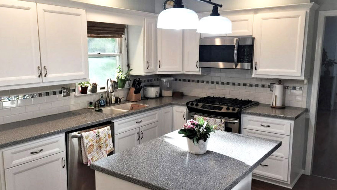 How To Create A Custom In Erie,PA? Theatre Group