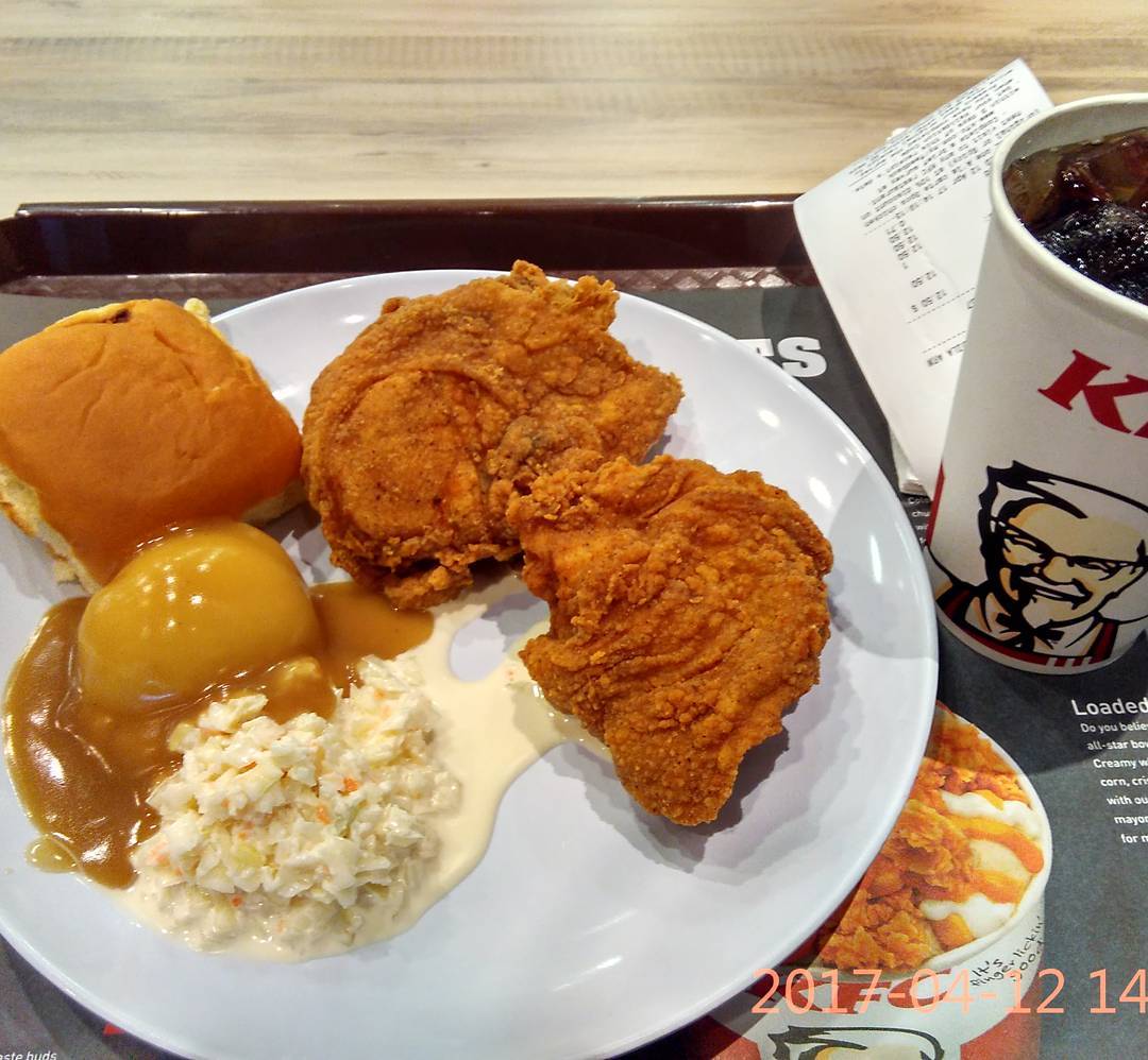 KFC Malaysia Is Having A Two Snack Plate RM20 Promo For Only A Few Days