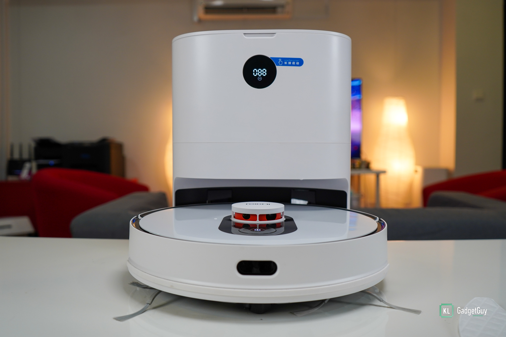 Xiaomi ROIDMI Eve Plus Review Best bang for your buck robot vacuum