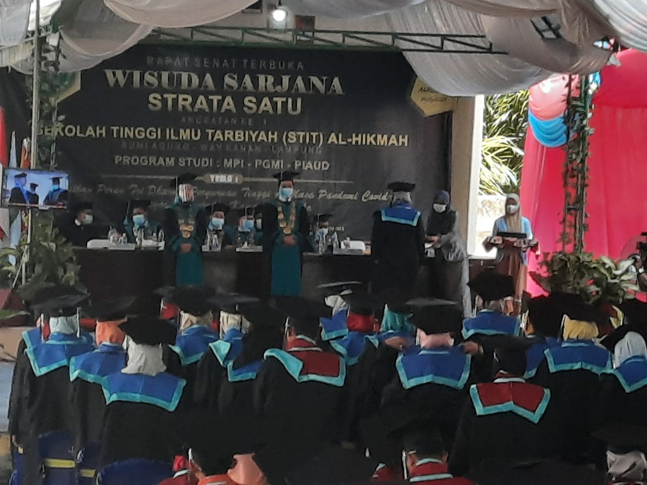 STIT Al-Hikmah Pisang Baru Wisuda 147 Sarjana Strata Satu | kliksumatera.com