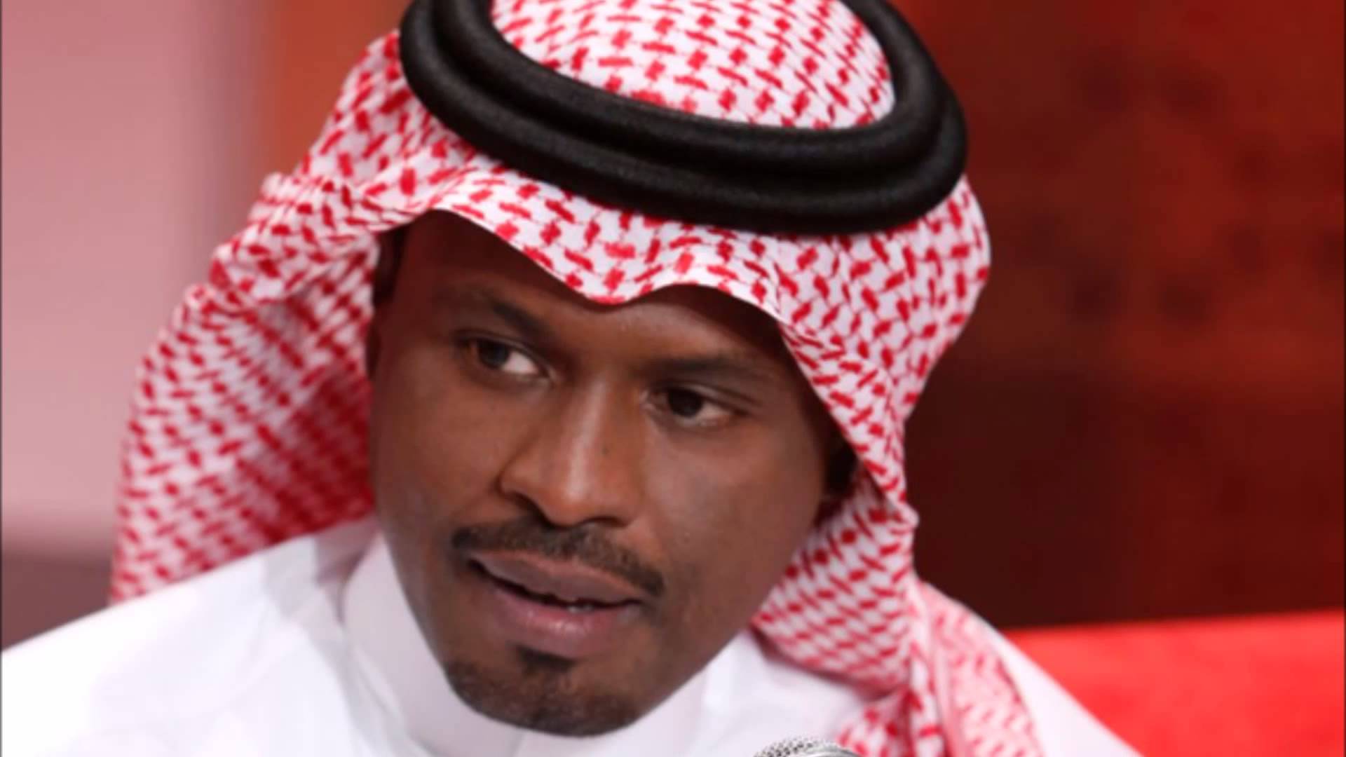 عاشق بنيه راشد الفارس كلمات
