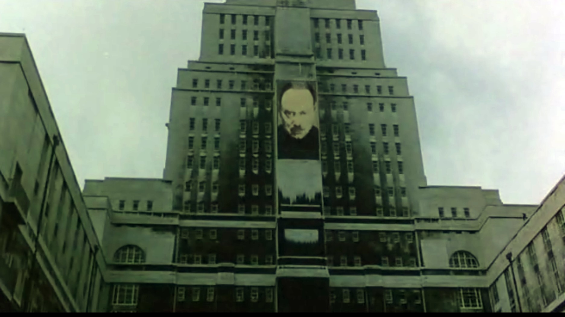 Почему люди читают «1984» Оруэлла даже спустя 70 лет после публикации