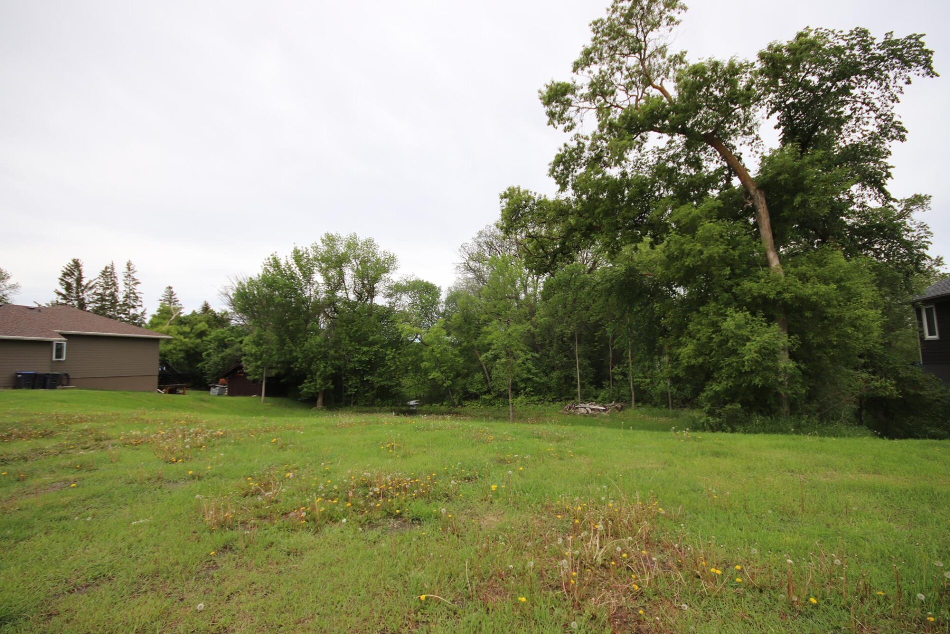 298 River Rd S Carman Klos Realty Ltd.