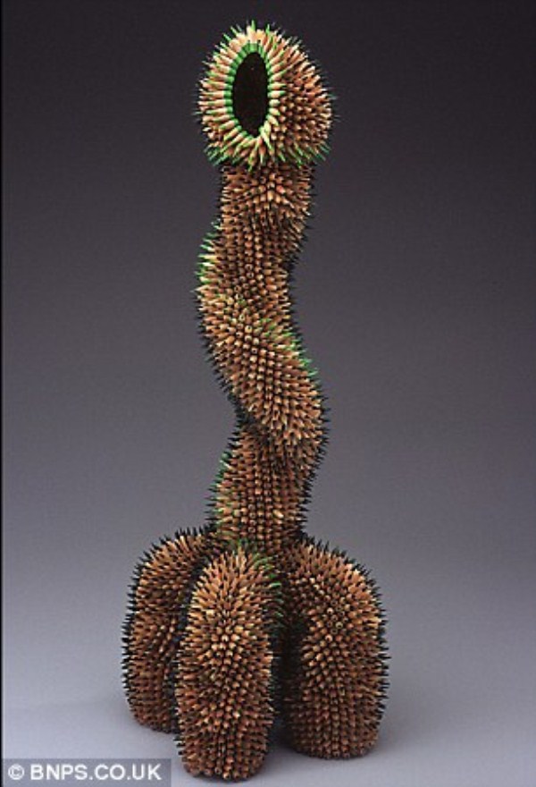 Amazing Sculptures Made Out Of Pencils (10 photos)