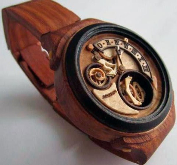 Fully Functional Watches Carved out of Wood (10 photos)
