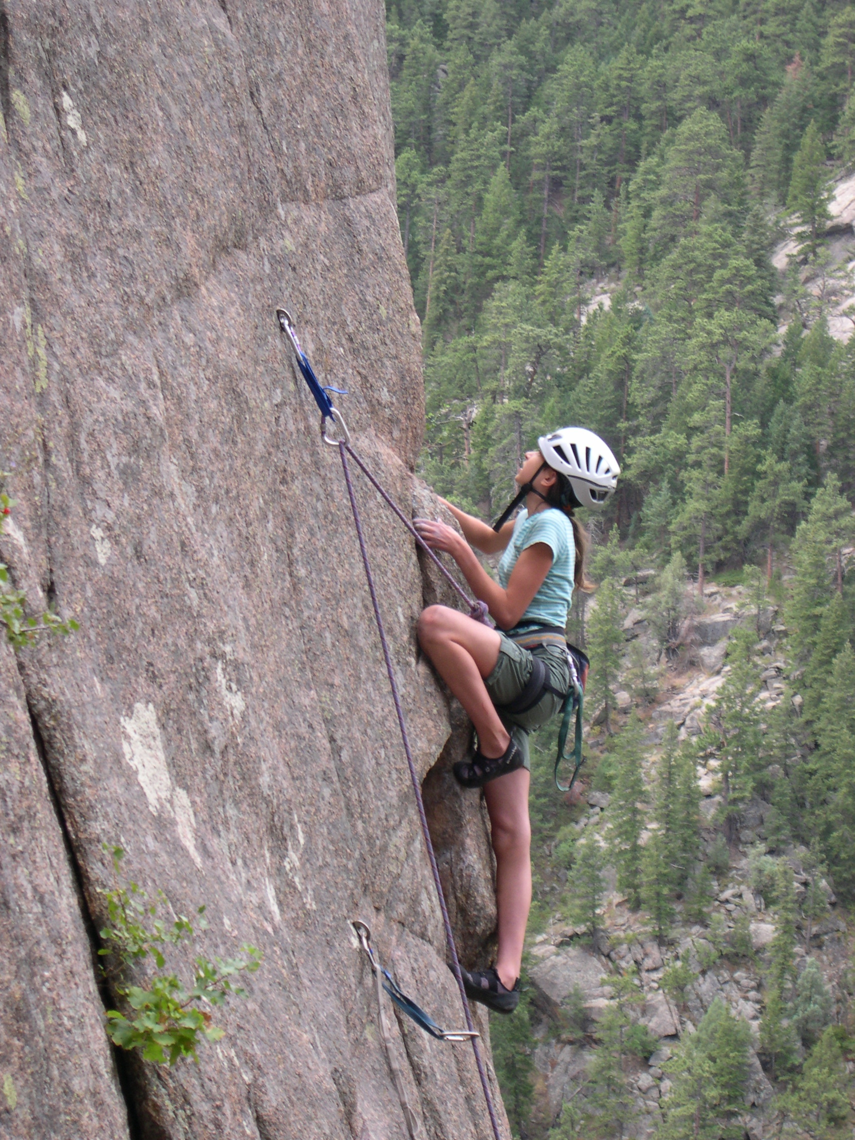 Outdoor products luggage seatac 21in. wheeled backpack, rock climbing