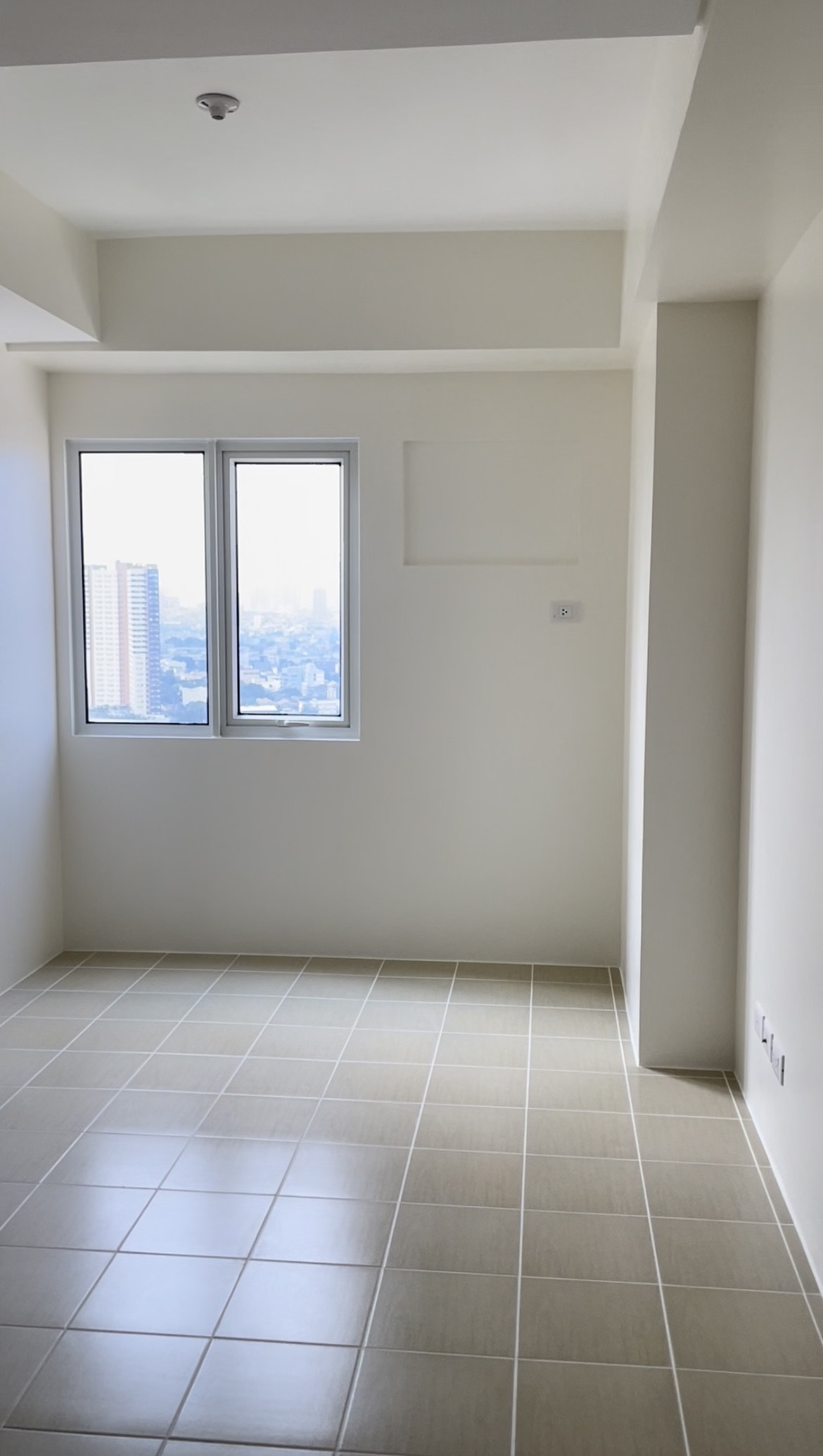 1BR Condominium for Sale at Covent Garden, Sta. Mesa, Manila