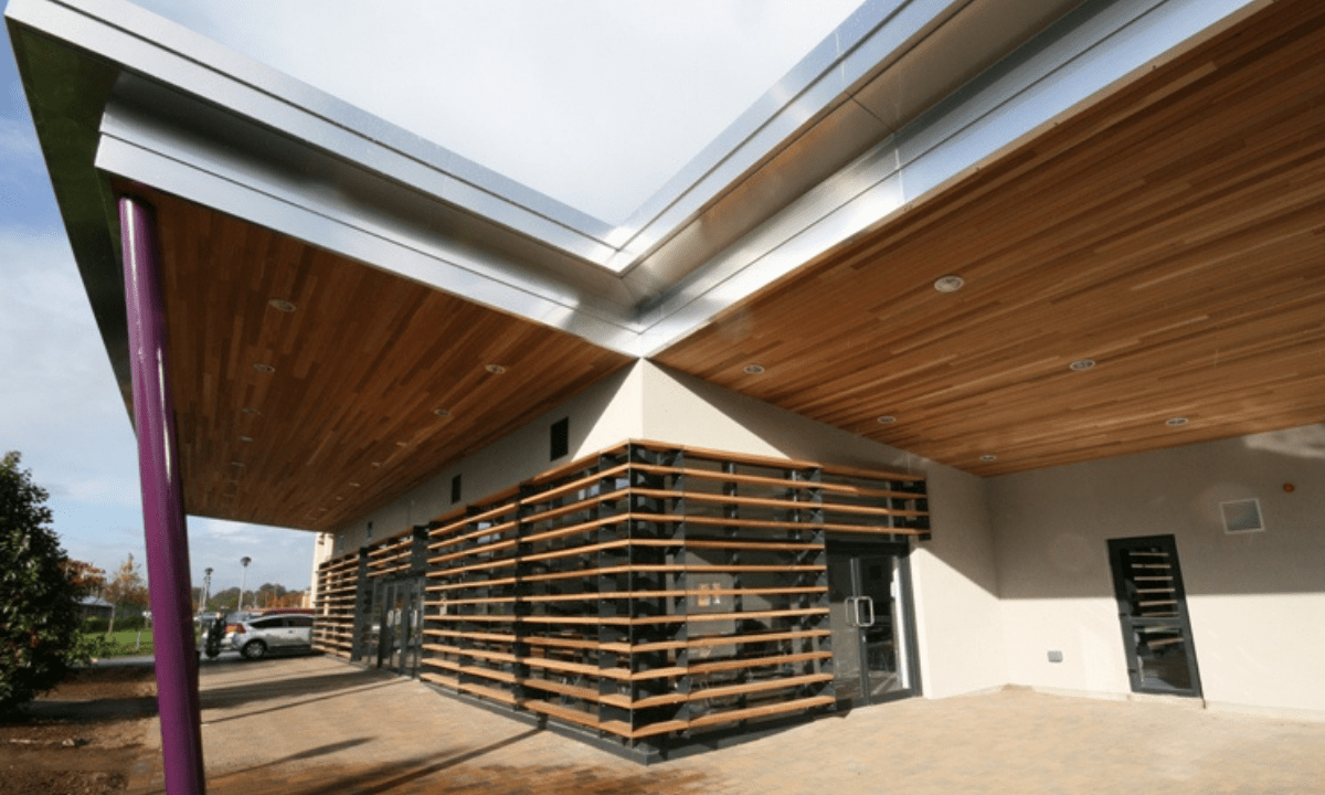 COFFEE DOCK, NUI MAYNOOTH, KILDARE KM Lynskey