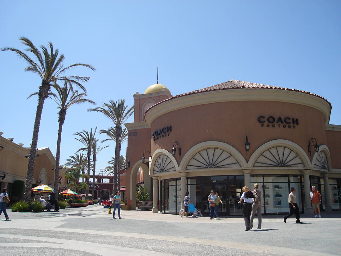 Carlsbad Premium Outlets KMR Luxury Kosher Vacations