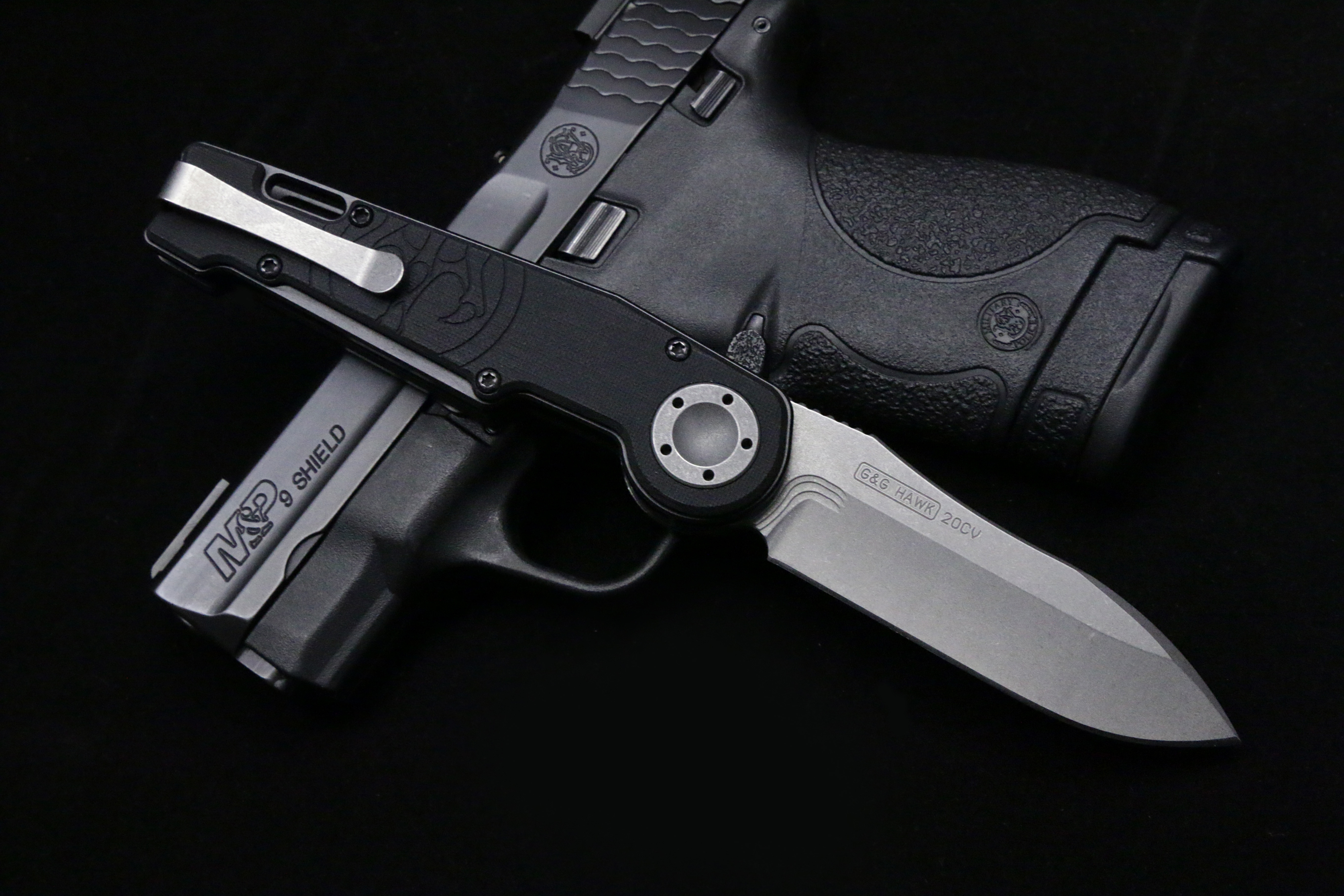 Hawk Knives Deploys New Mudd Auto