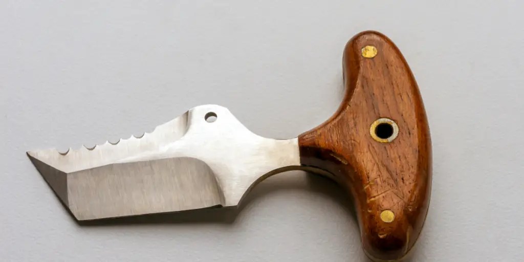 8 Illegal Knives in Canada (With Pictures) Knife Pulse