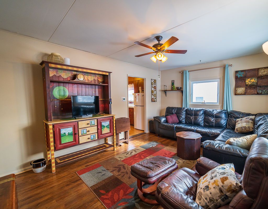 Midterm DogFriendly Rentals in ster, NY Kniffty Nook