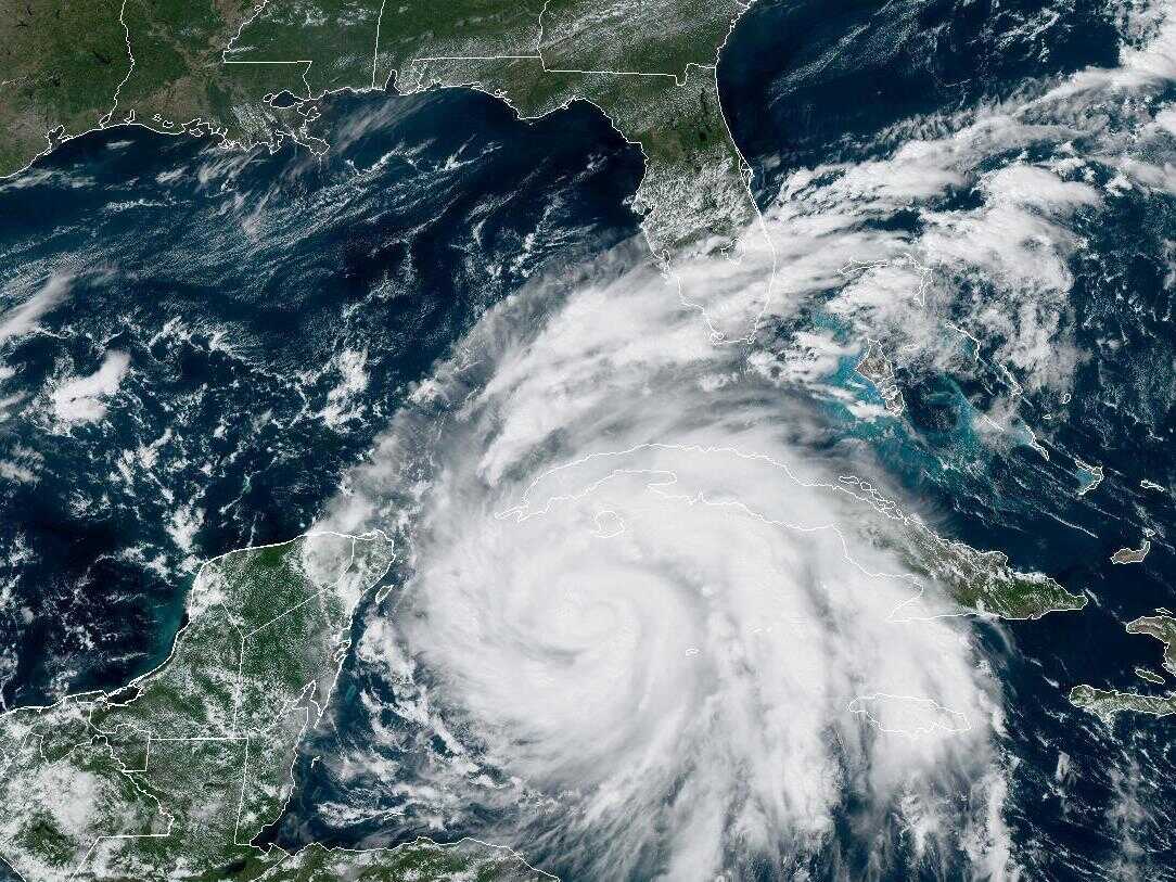 UCF Cancels Classes, Closes University in Anticipation of Hurricane Ian