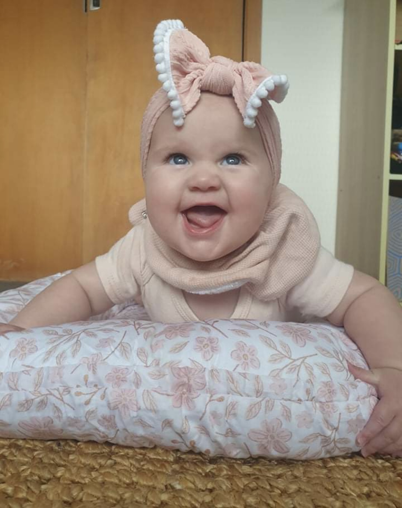 Baby Nest Baby Lounger Paisley Pink an Gold Floral Knighton J Collection