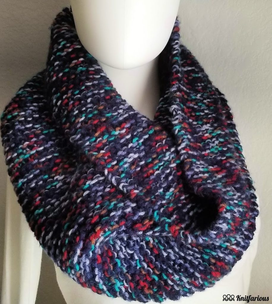 Learn to Knit the Arabesque Knit Cowl Knitfarious