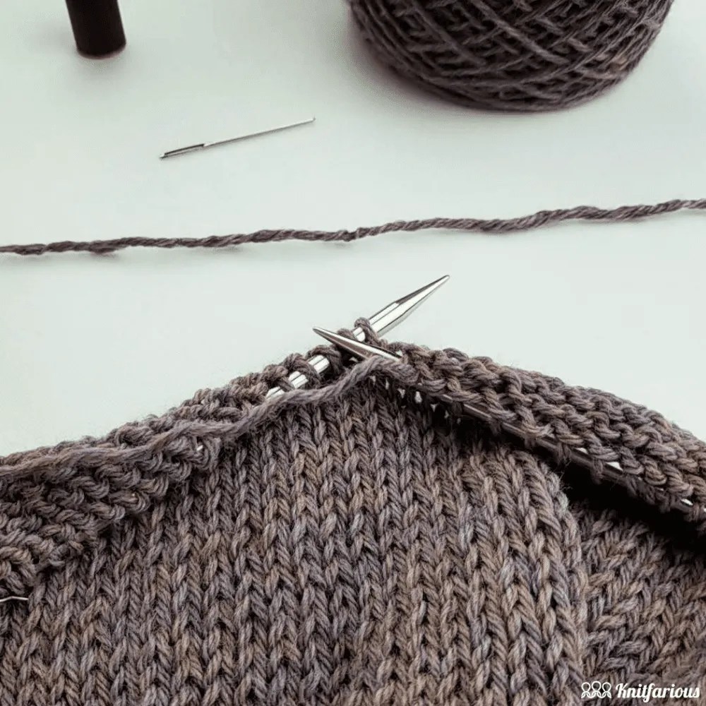 How to Russian Join Yarn for Knitting (and Crochet) Knitfarious