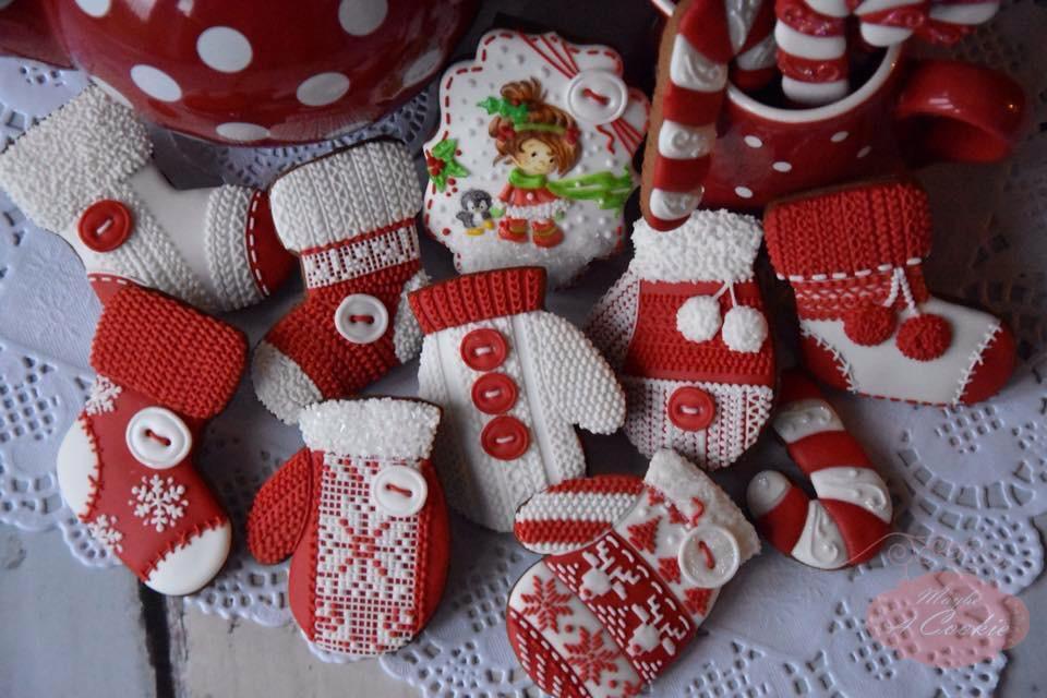 17 Real, Edible Cookies That Look Knit and Crochet Sorry, Not Calorie