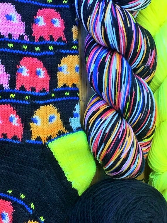 This SelfStriping Yarn Makes Pictures On Its Own! KnitHacker