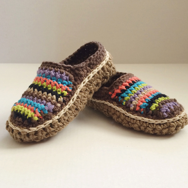 Crochet a Pair of Striped Moccasin Slippers, This Pattern Modification