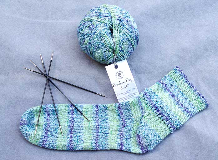 Knitting socks with Bamboo Pop Sock yarn KNITmuch