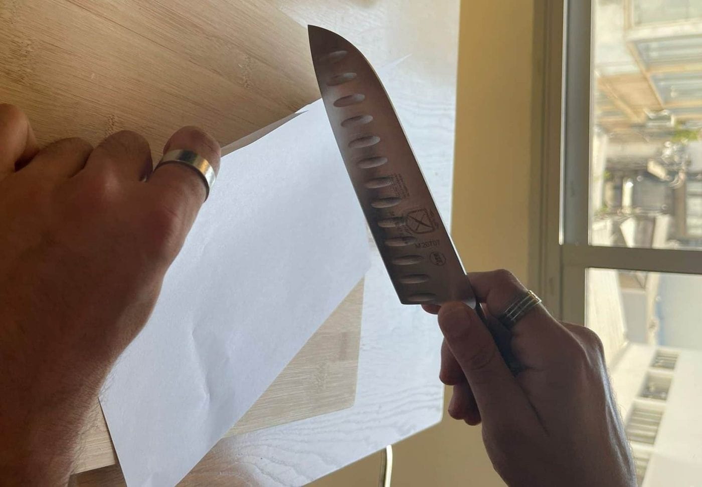 How to Tell if a Knife is Sharp? Knives Academy