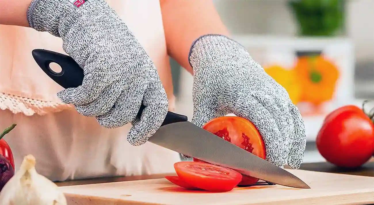 How To Use Kitchen Knives Safely Dos And Don'ts