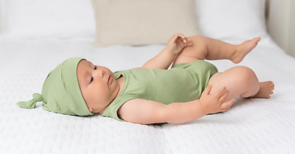 8 Reasons Why Bamboo Fabric is Better Than Cotton for Baby Clothes