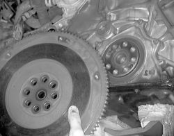 How to Replace the Flywheel / Flexplate on All 1996 - 2000 Honda Civic