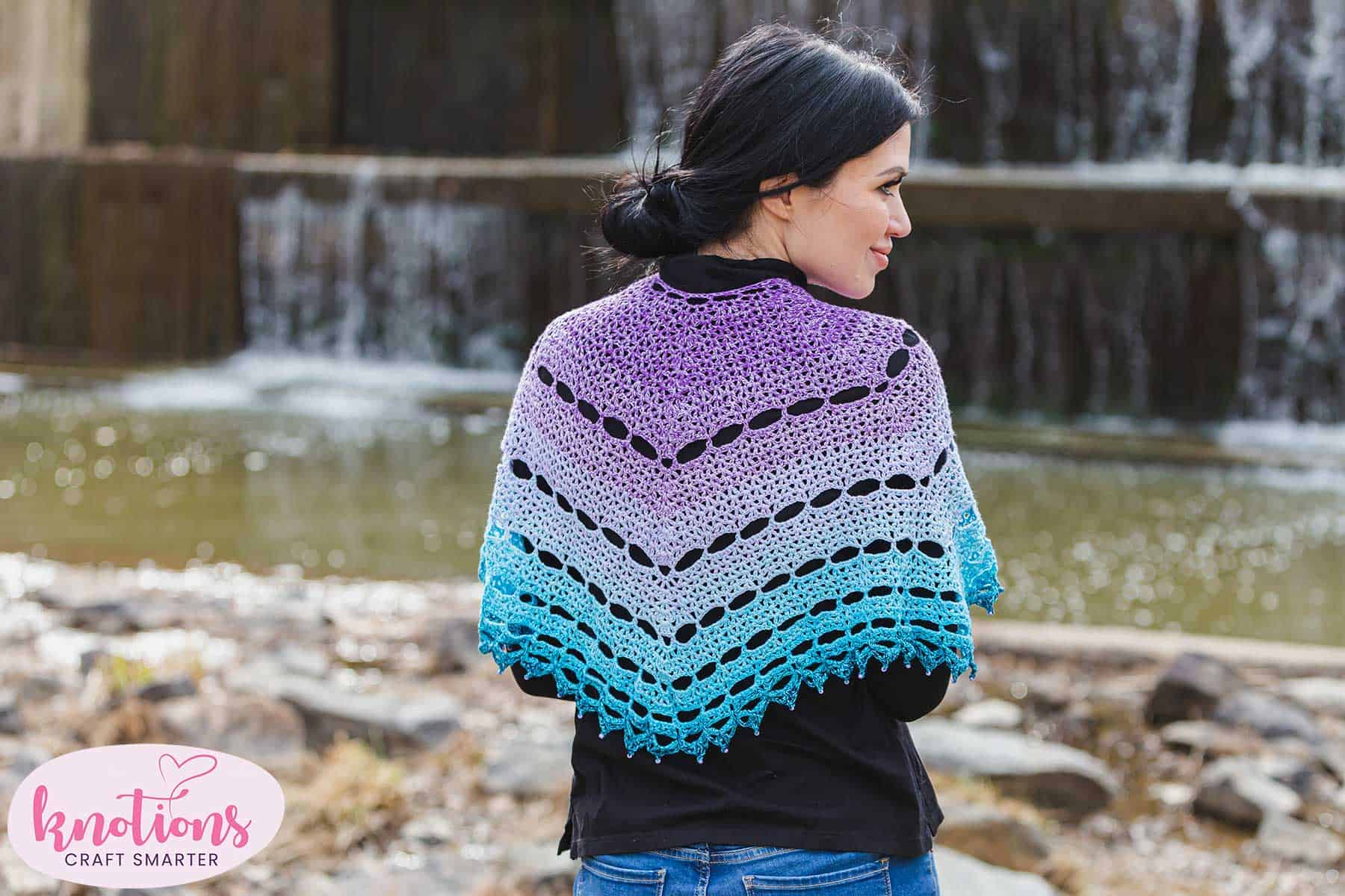 Elocin Shawl knotions