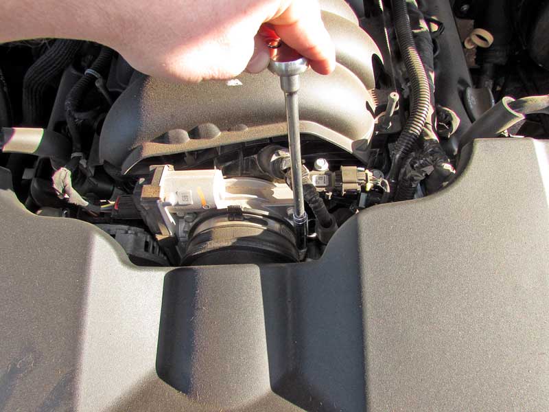 How To Use CRC GDI Intake Valve Cleaner » NAPA Know How Blog